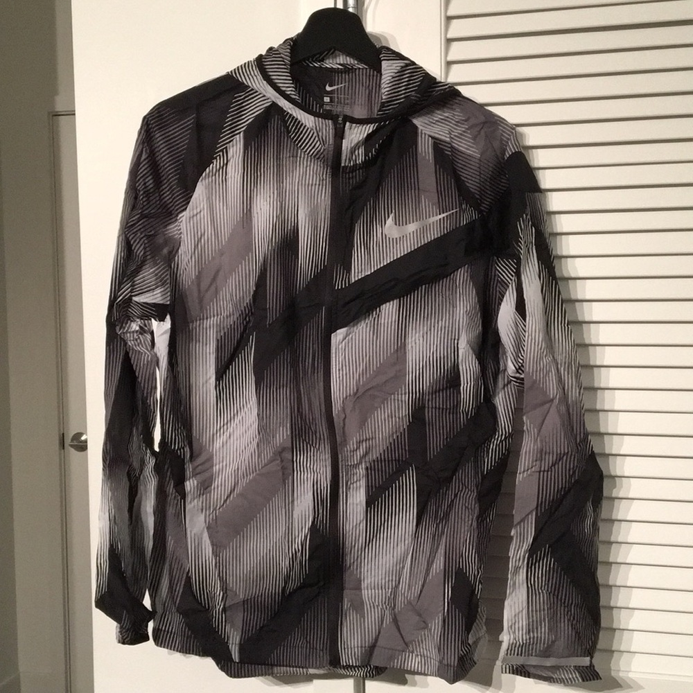 Nike Men’s Running Rain Jacket (Sm) NEW!!
